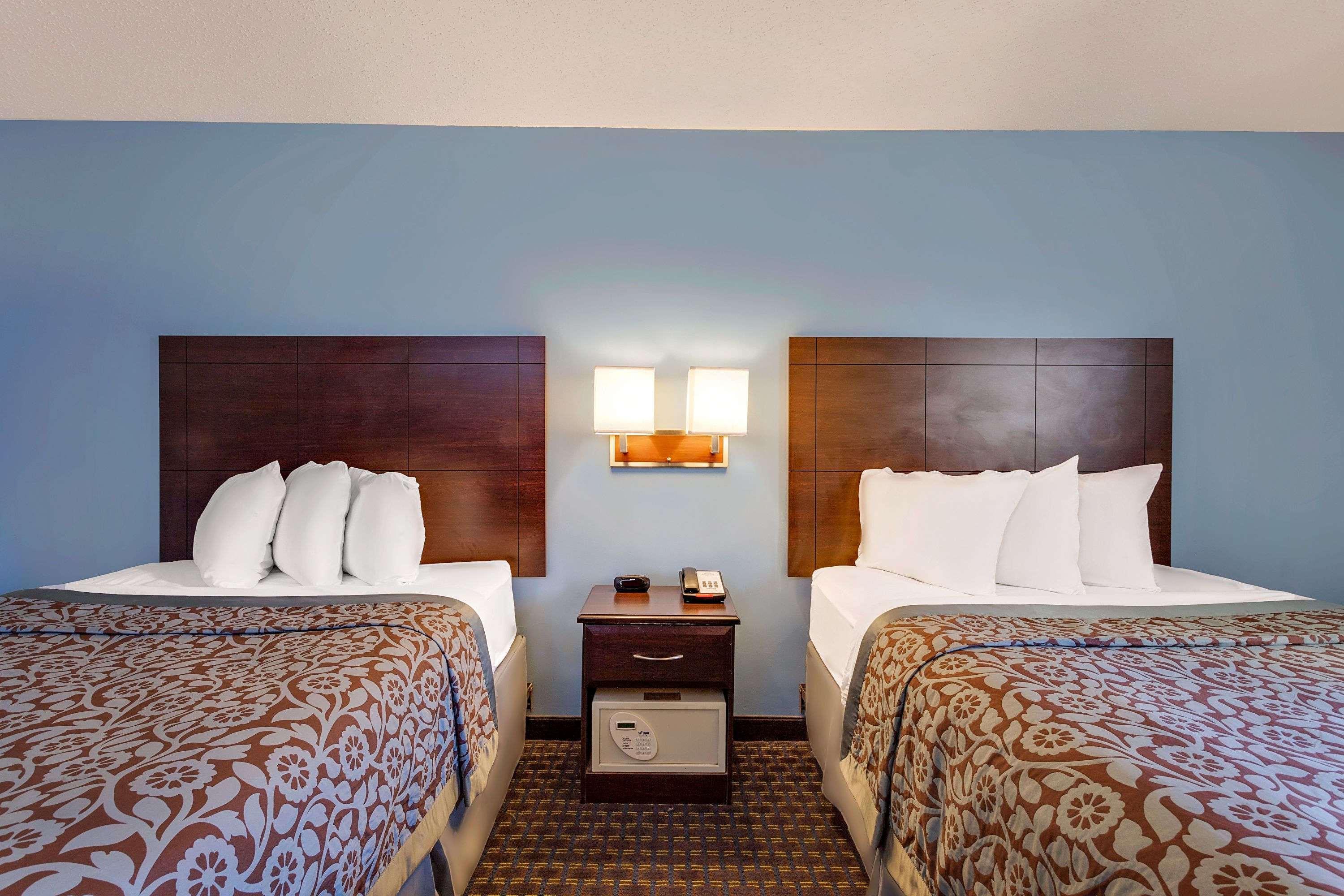 Days Inn By Wyndham Shrewsbury Worcester Exteriör bild